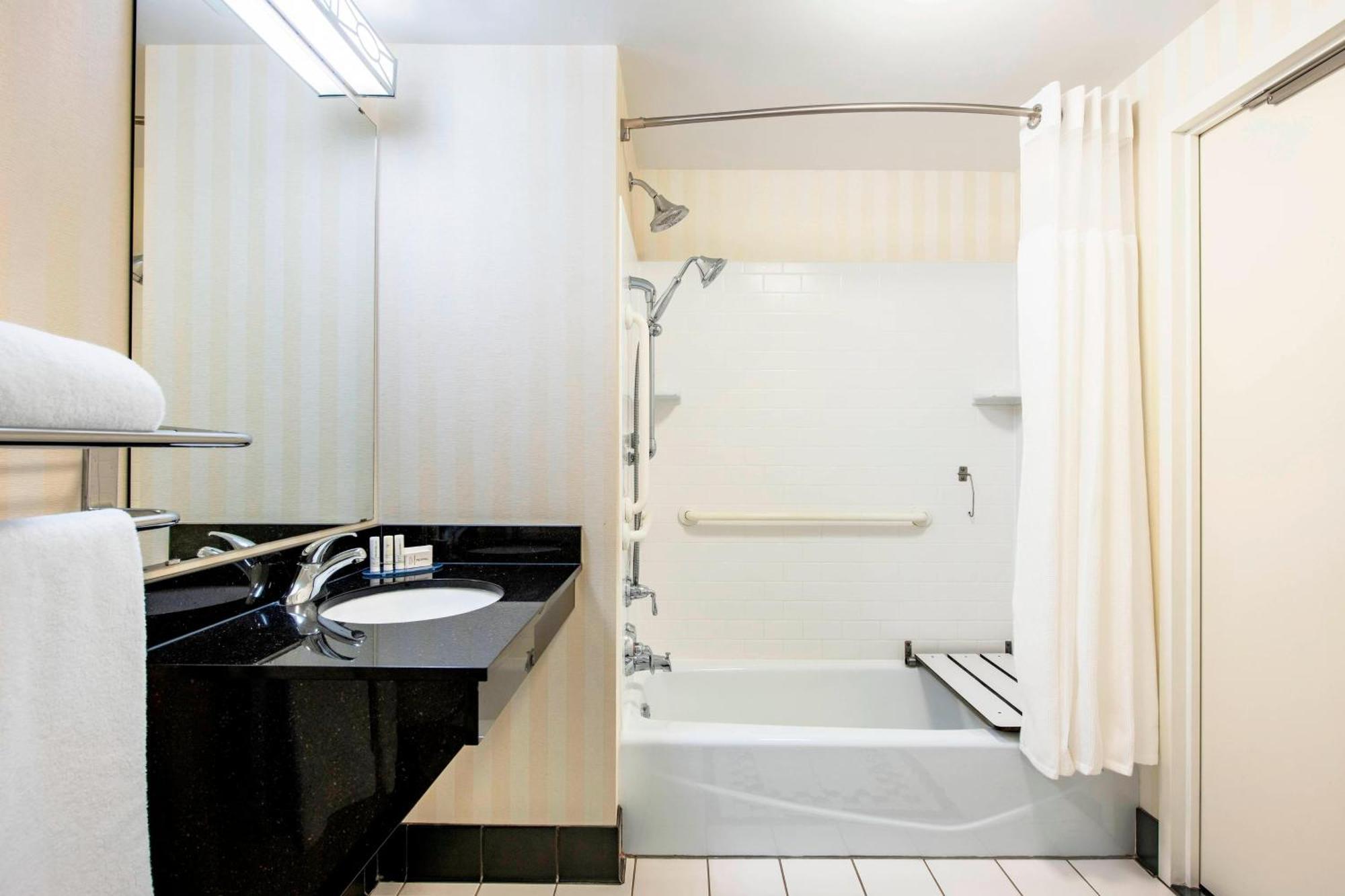 Fairfield Inn & Suites By Marriott Winnipeg Zewnętrze zdjęcie